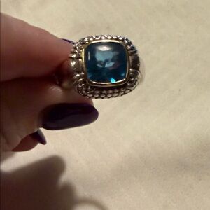 White Gold & Topaz Ring size 8
